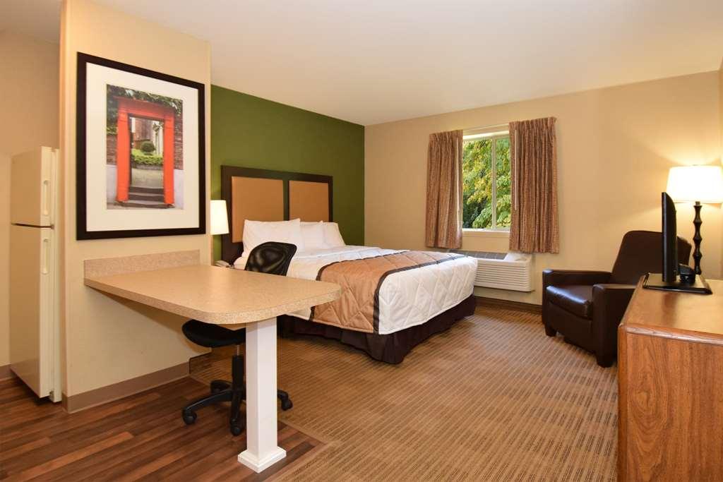 Extended Stay America Select Suites - Raleigh - Cary - Regency Parkway South Oda fotoğraf