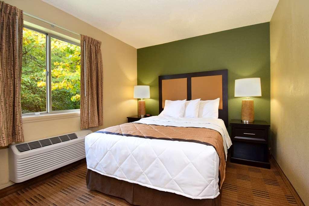 Extended Stay America Select Suites - Raleigh - Cary - Regency Parkway South Oda fotoğraf