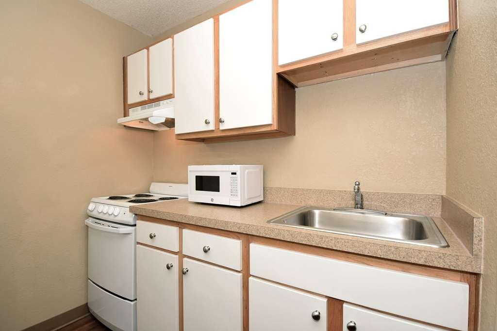 Extended Stay America Select Suites - Raleigh - Cary - Regency Parkway South Oda fotoğraf