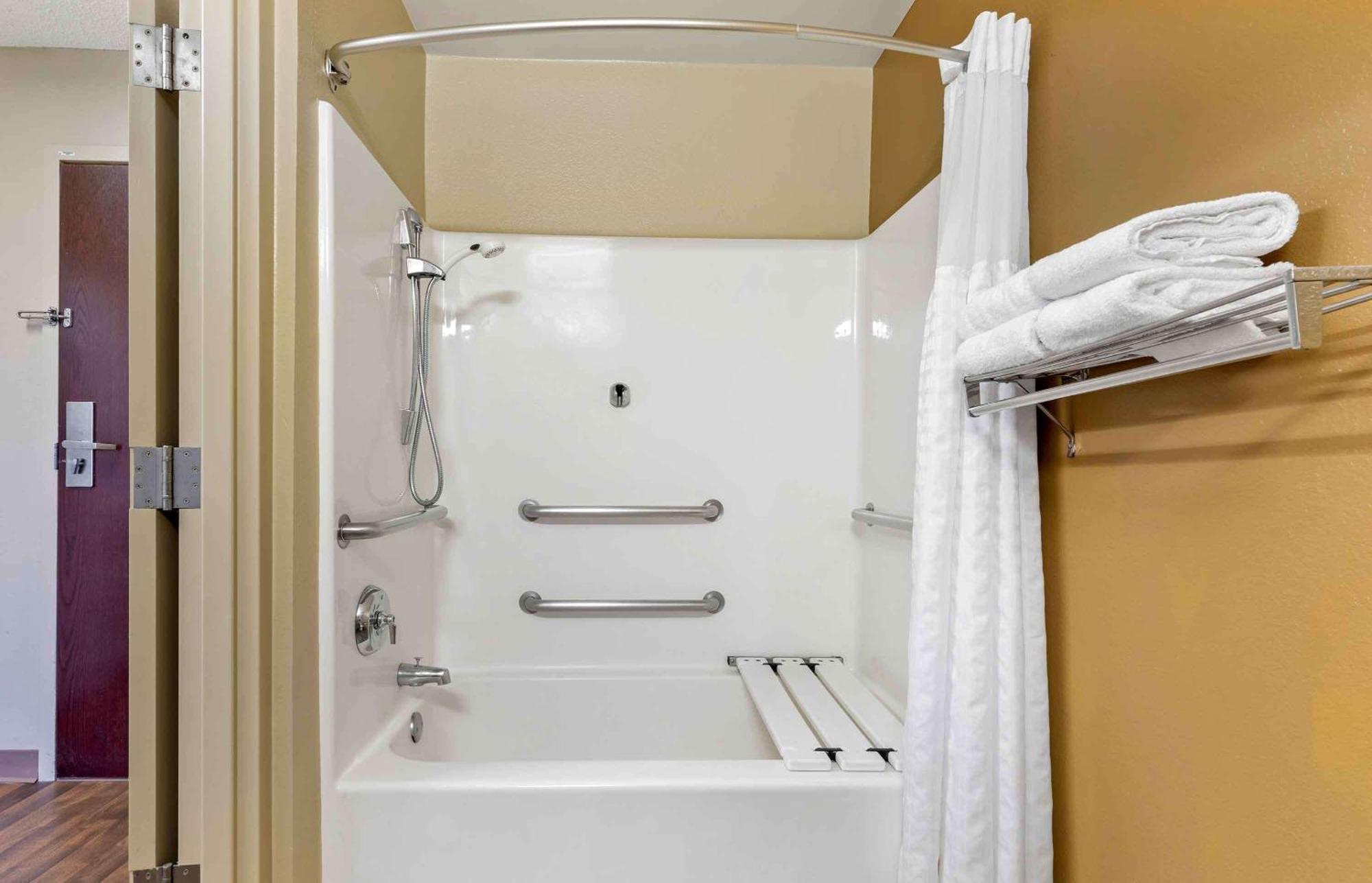Extended Stay America Select Suites - Raleigh - Cary - Regency Parkway South Dış mekan fotoğraf