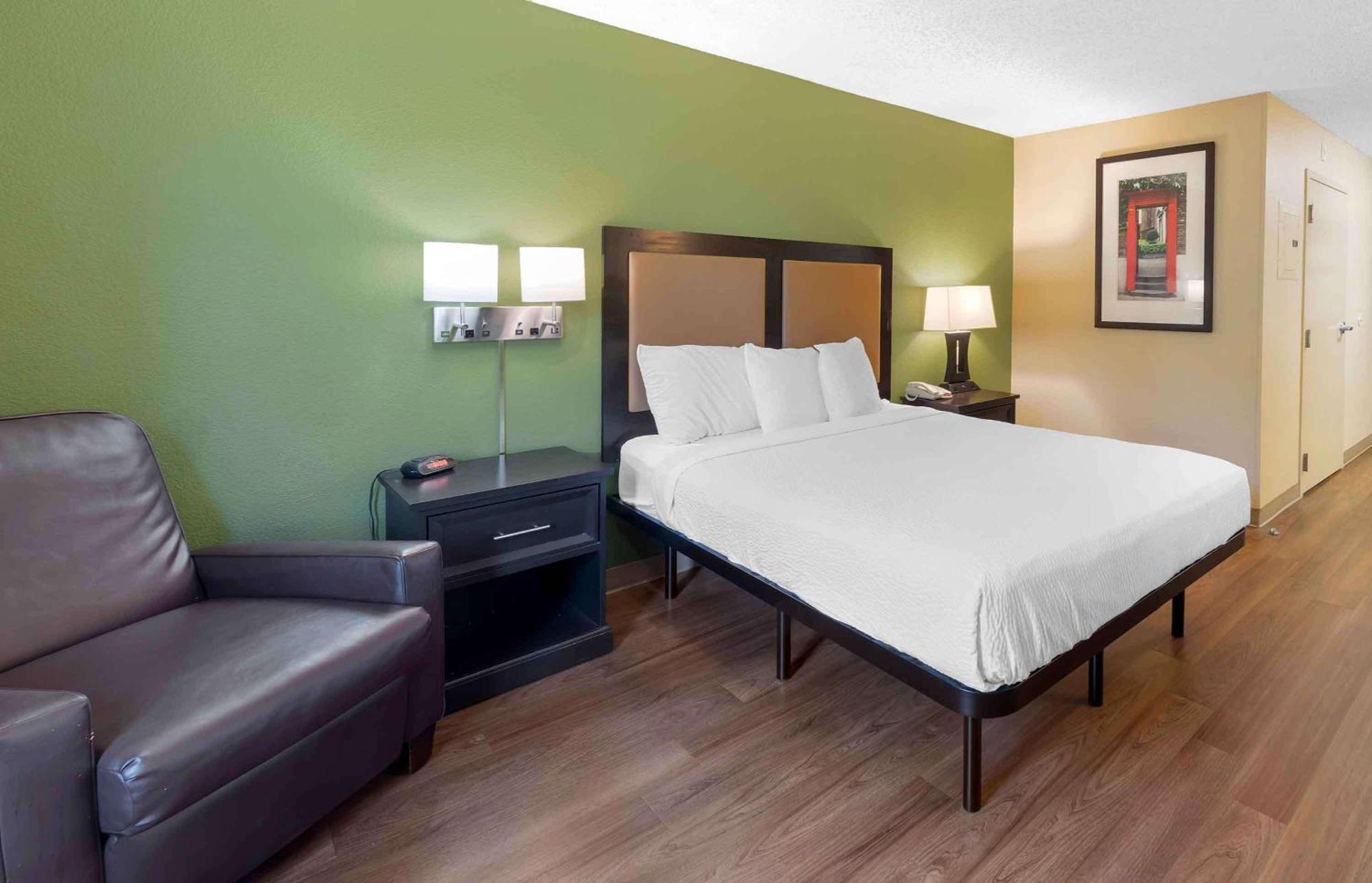 Extended Stay America Select Suites - Raleigh - Cary - Regency Parkway South Dış mekan fotoğraf