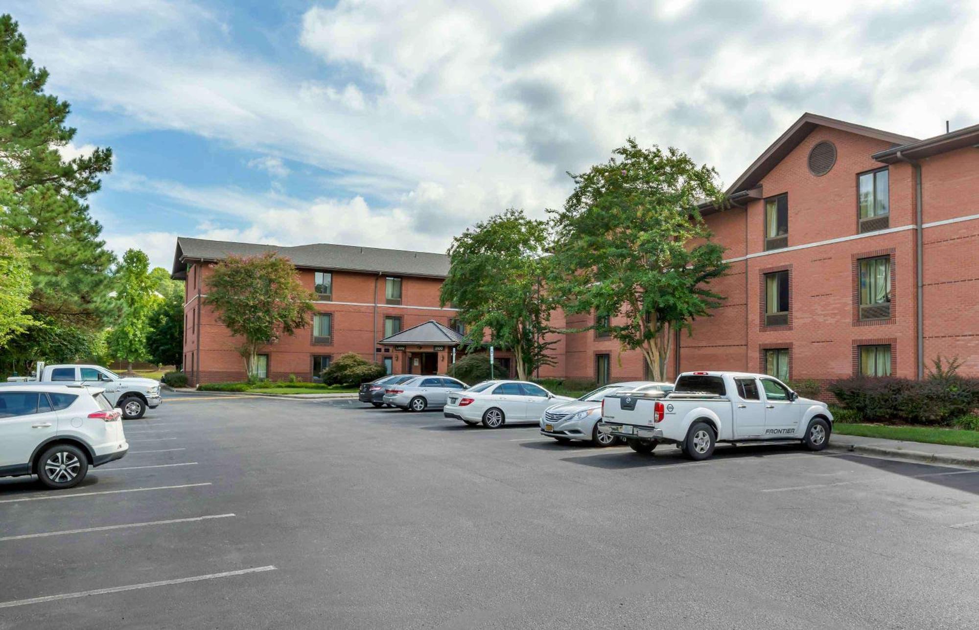 Extended Stay America Select Suites - Raleigh - Cary - Regency Parkway South Dış mekan fotoğraf