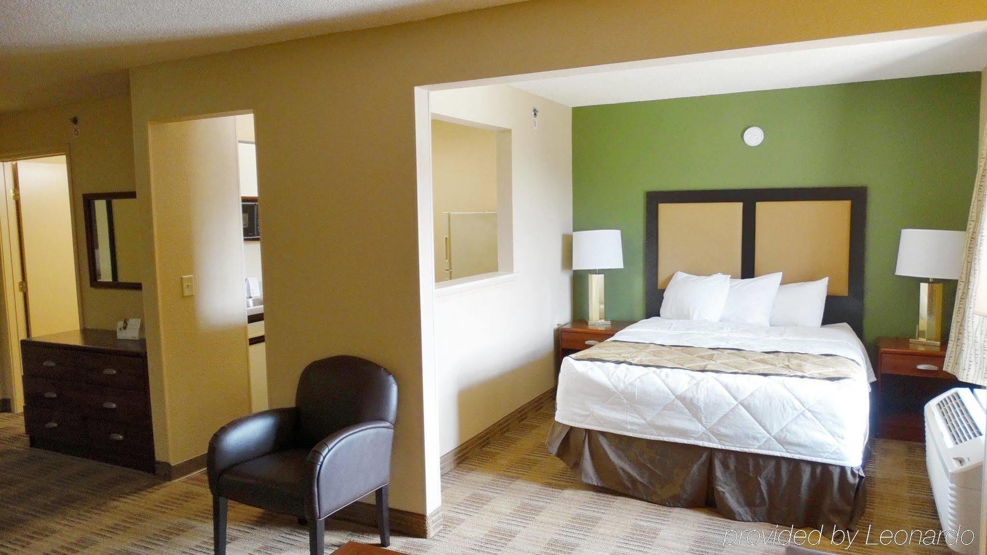 Extended Stay America Select Suites - Raleigh - Cary - Regency Parkway South Dış mekan fotoğraf